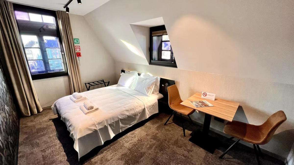 Casa Espanola Ath Zewnętrze zdjęcie